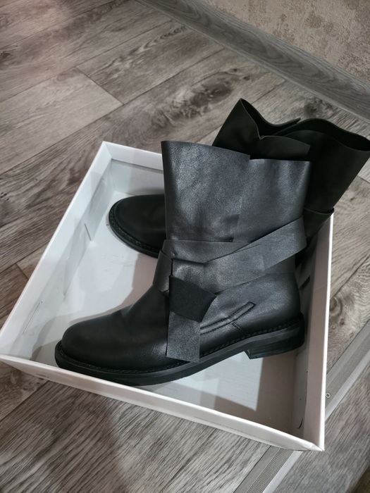 Продам обувь.Размер 39