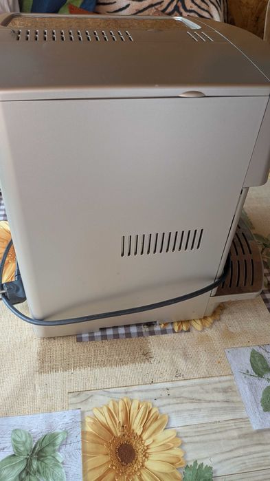 DeLonghi Magnifica Automatik Cappuccino