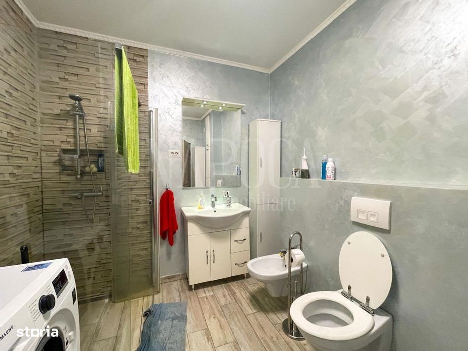 Apartament 4 camere de vanzare in Floresti