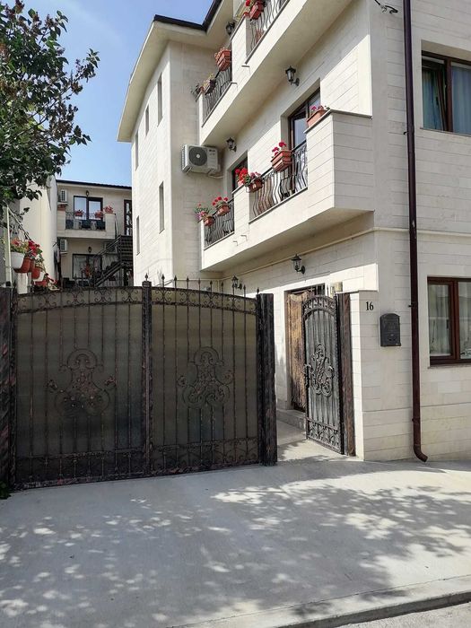Închiriez camere în Vila Zoe pentru Elevi, Studenți și Muncitori