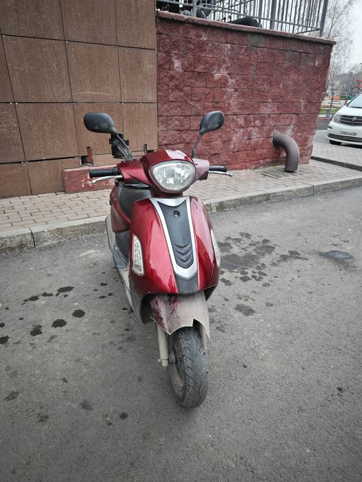 Продам мопед(скутер)