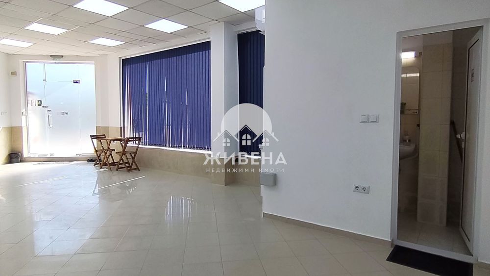 Отдавам под наем магазин / офис, кв. Възраждане 1, със собствен парки