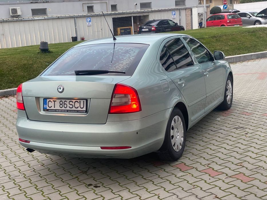 Vând skoda Octavia 2011 1.6 diesel 105 CP