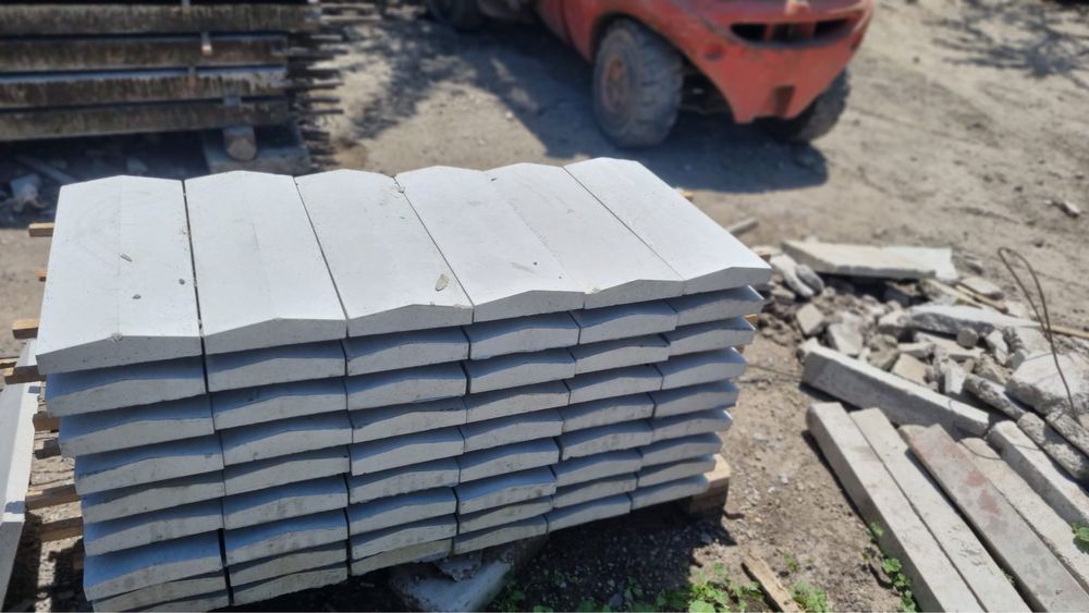 Capace de gard /Coame gard/piatra decorativa