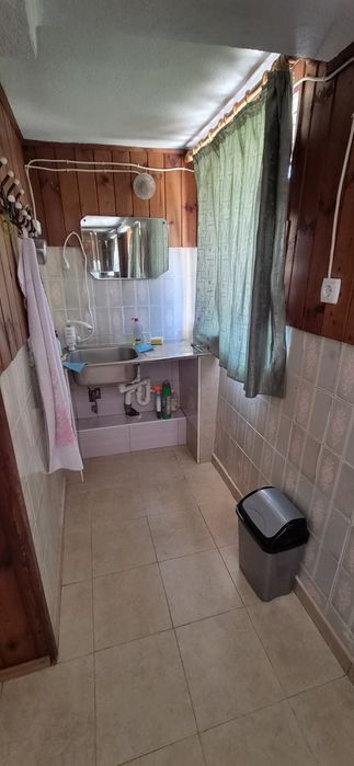 Етаж от къща под наем в с. Бенковски, обл. Пловдив