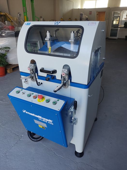 Автоматичен циркуляр с долно подаване и охлаждане Metallkraft ULMS 420