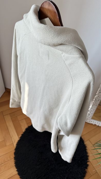 Hanorac / Polar Bench - M/L mai mic