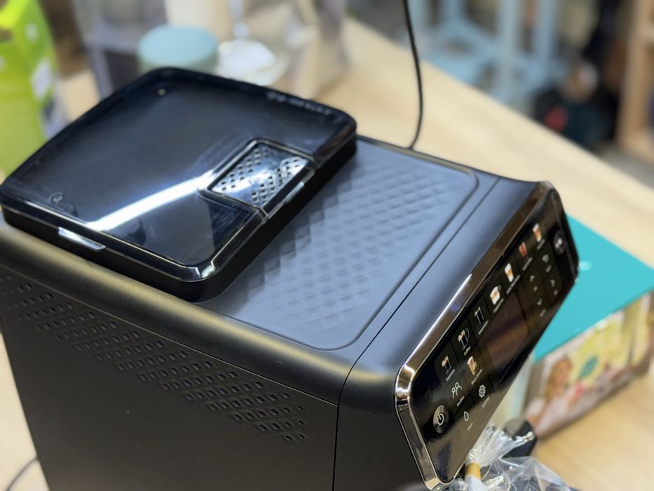 PHILIPS latteGo espresor revizionat impecabil