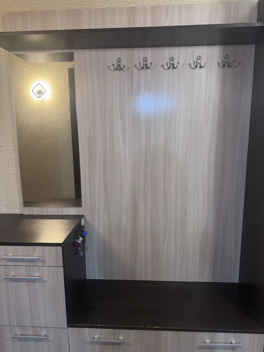 Продам прихожую в отличном состоянии