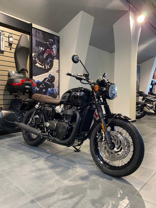 Lichidare Motocicleta Triumph Bonneville T120 Black 2025| Rate|Leasing