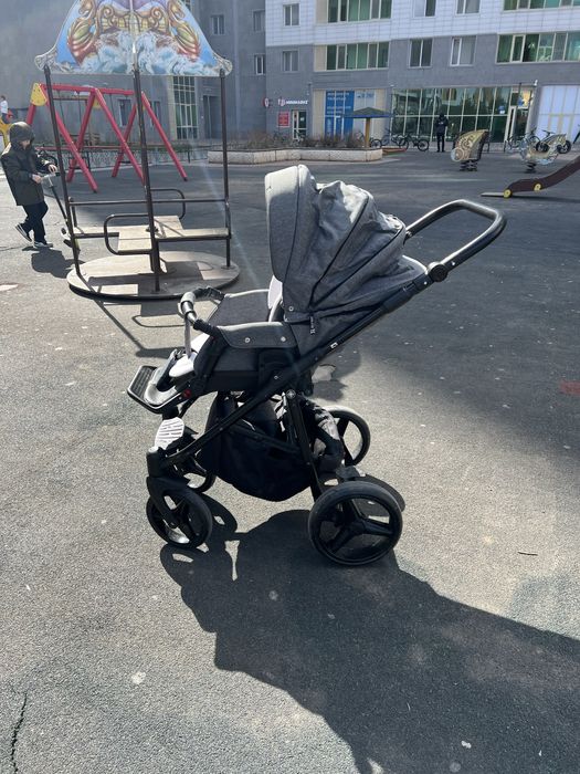 Продам коляску Adamex Reggio
