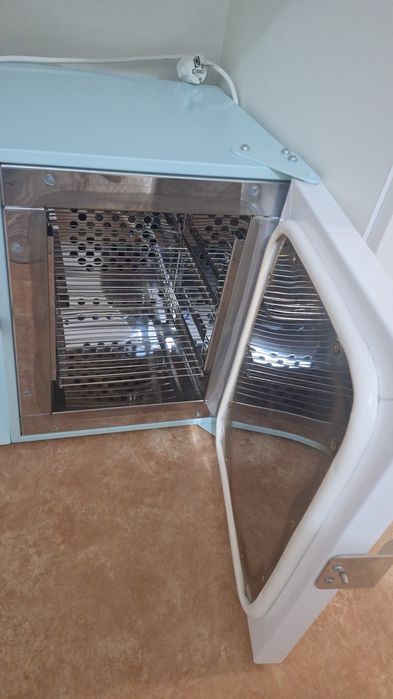 Продаётся новый сухожар и вытешка