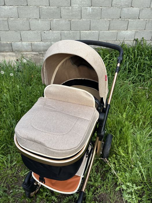 Продам коляску для новорождённого