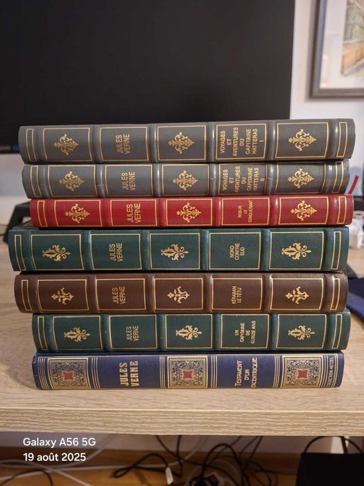 Cărți de Jules Verne în limba franceză