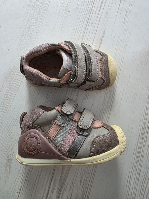 Обувки Biomecanics 19 номер