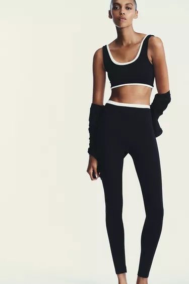 Zara нов спортен сет