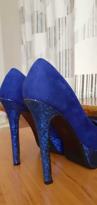 Официални обувки НОВИ 35 номер