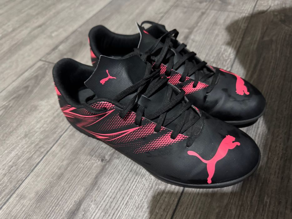 Футболни стоножки за корт!Номер 41