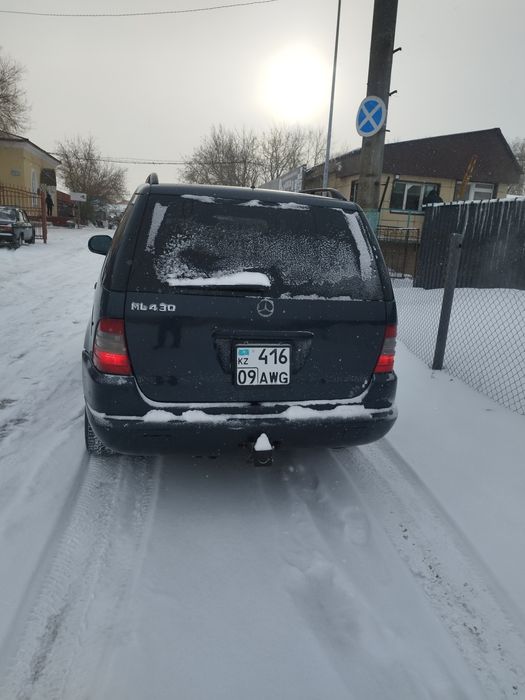 Обменяю 2 машины на 1