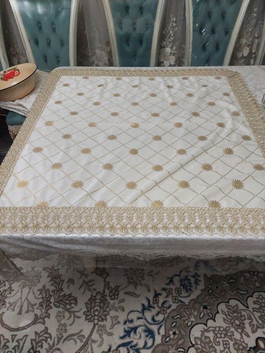 Istalgan razmerda dasturxon tikib beramiz