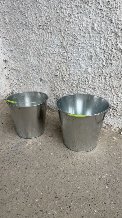 Ведро железное хорошее