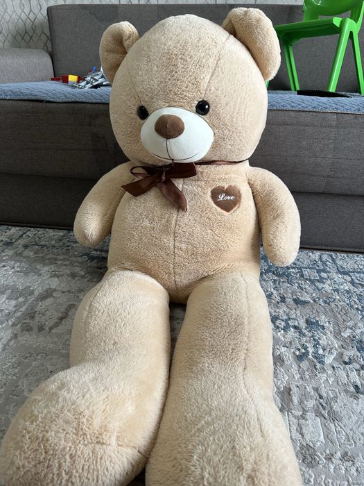 Плюшевый медведь