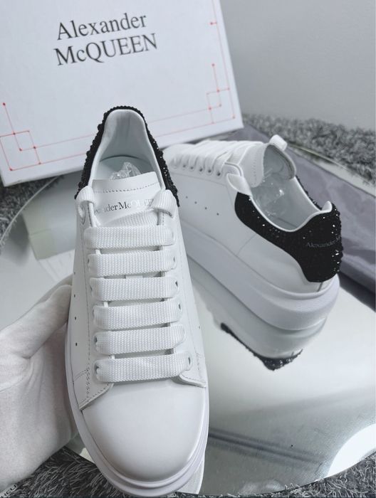Adidasi Alexander MCQUEEN Crystals albi cu pietricele premium edition