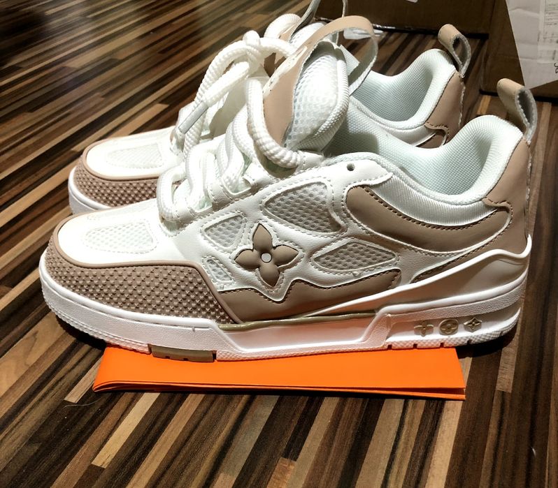 Lv skate crem în conditie perfecta