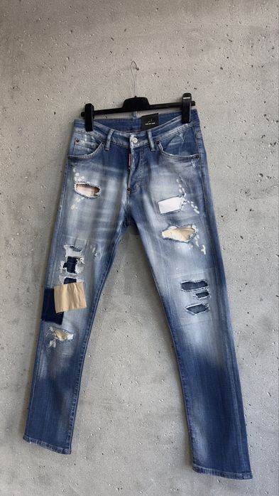 Blugi dsquared2 albastrii colectia noua 2026