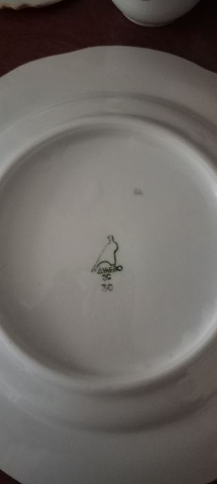 От сервиза Дулево