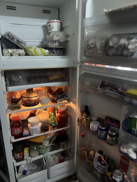 Продам холодильник