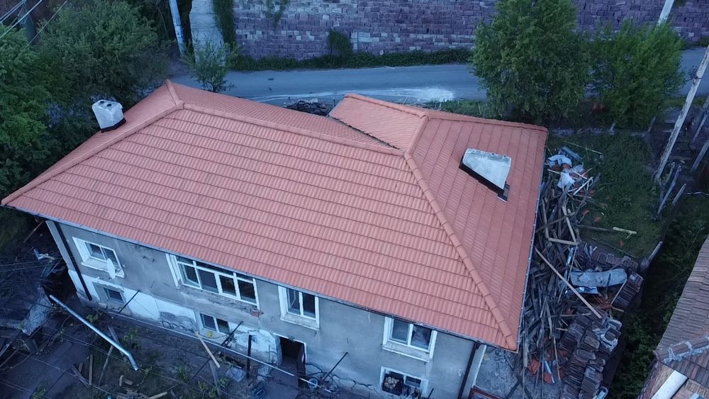 Ремонт на покриви от фирма Пламен Строй 85 ЕООД