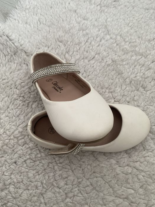 Sandale fetita elegante, marime 26, alb