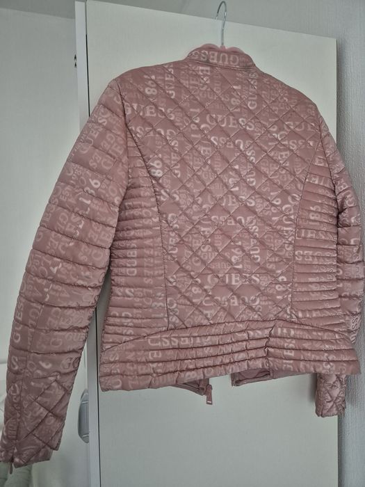 Яке Guess пролет есен