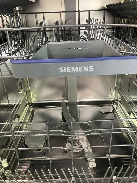 Съдомиялна Siemens