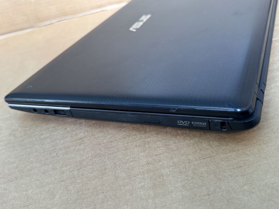 Лаптоп Asus K55VD , SSD 240GB , RAM 6GB