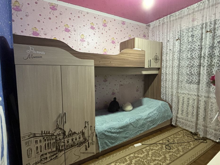 Двухярусный кровать