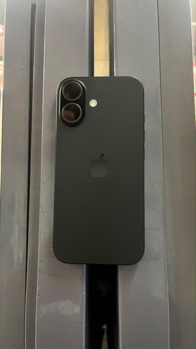 Айфон 17 продаю Apple