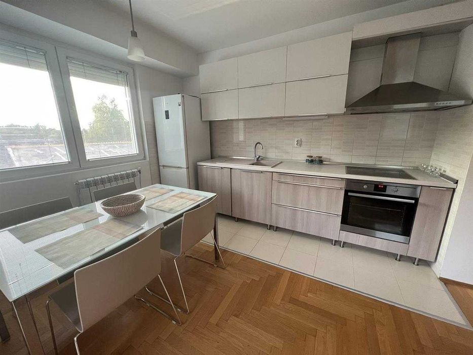 Продава се Многостаен апартамент в Бургас, Възраждане - 118 кв.м за 1355 €/кв.м - Снимка #4
