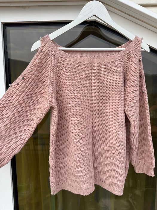Дамски розов пуловер
