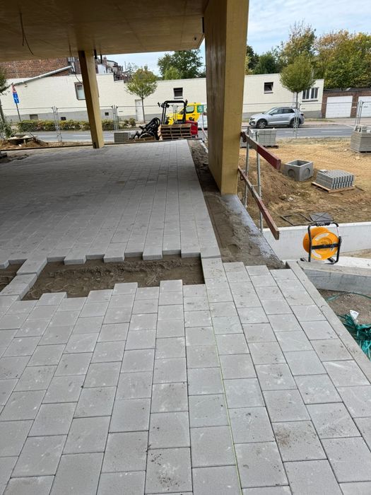 Realizez lucrări de borduri și pavaje in Botoșani și împrejurimi