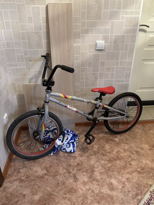 велосепед BMX Trinx