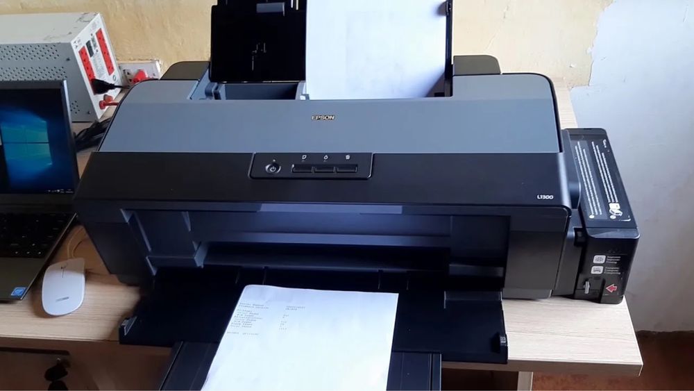 Продается Epson L1300 в отличном состояний