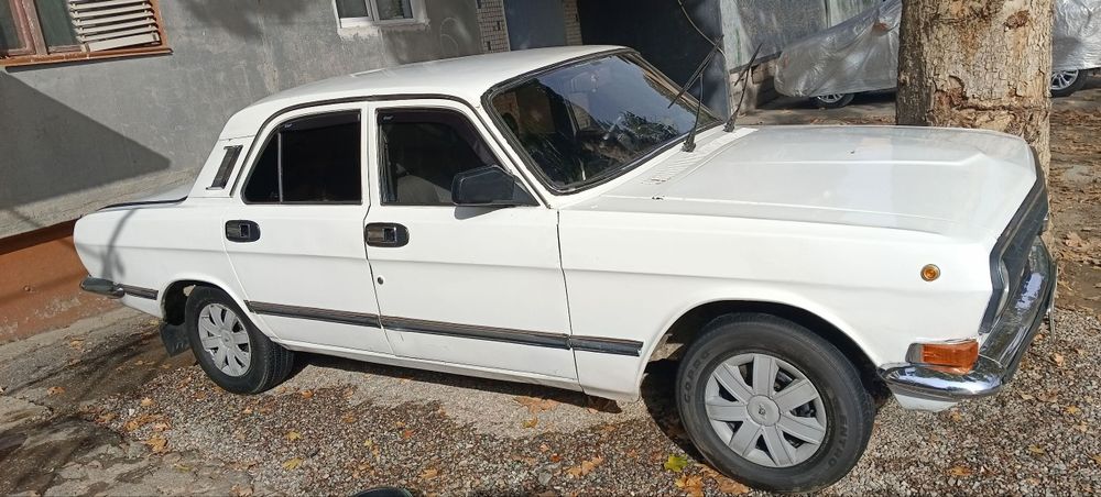 Волга 2410.   ( 1992год )