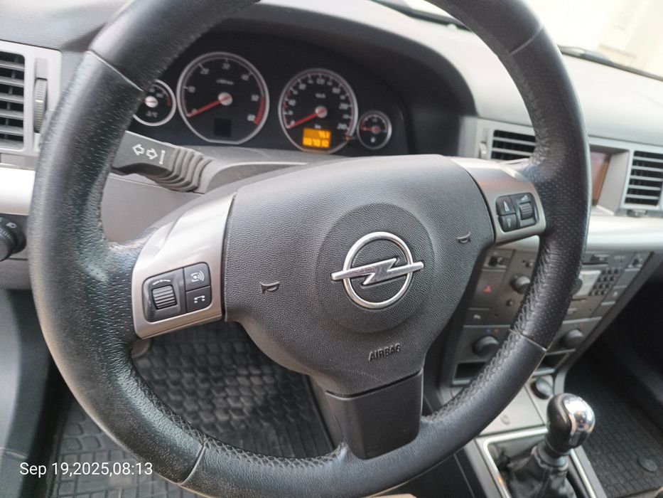 Opel Vectra C GTS 1.9 150cp