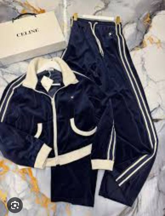 Спортивный костюм