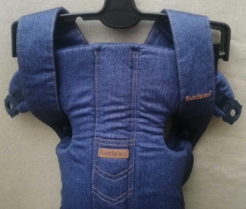 Baby Bjorn kенгуру за носене на бебе BabyBjörn Classic Carrier