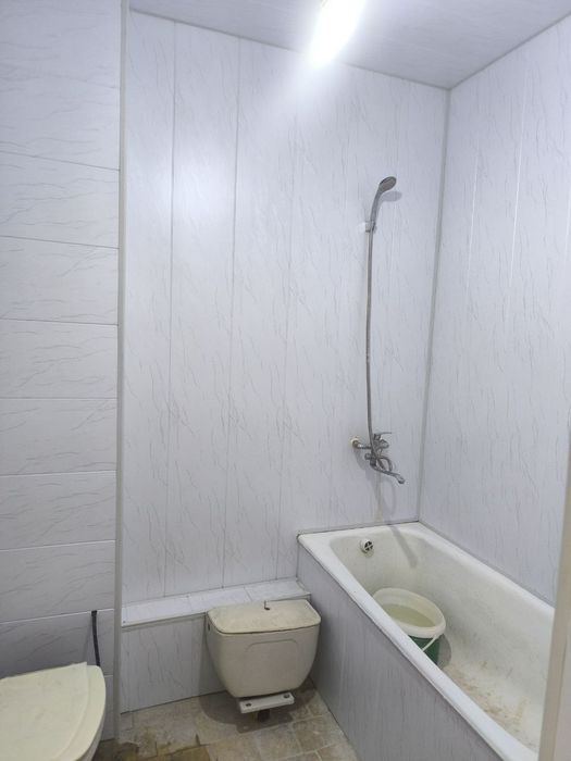 Toshkent shahar uy
Qavatlar soni 1
Qavati.             7
Kvadrat.