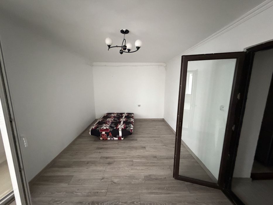 Apartament de închiriat