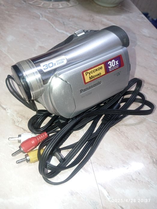 Click. Цифравая видеокамера miniDV Panasonic NV-GS60 для видеозахвата